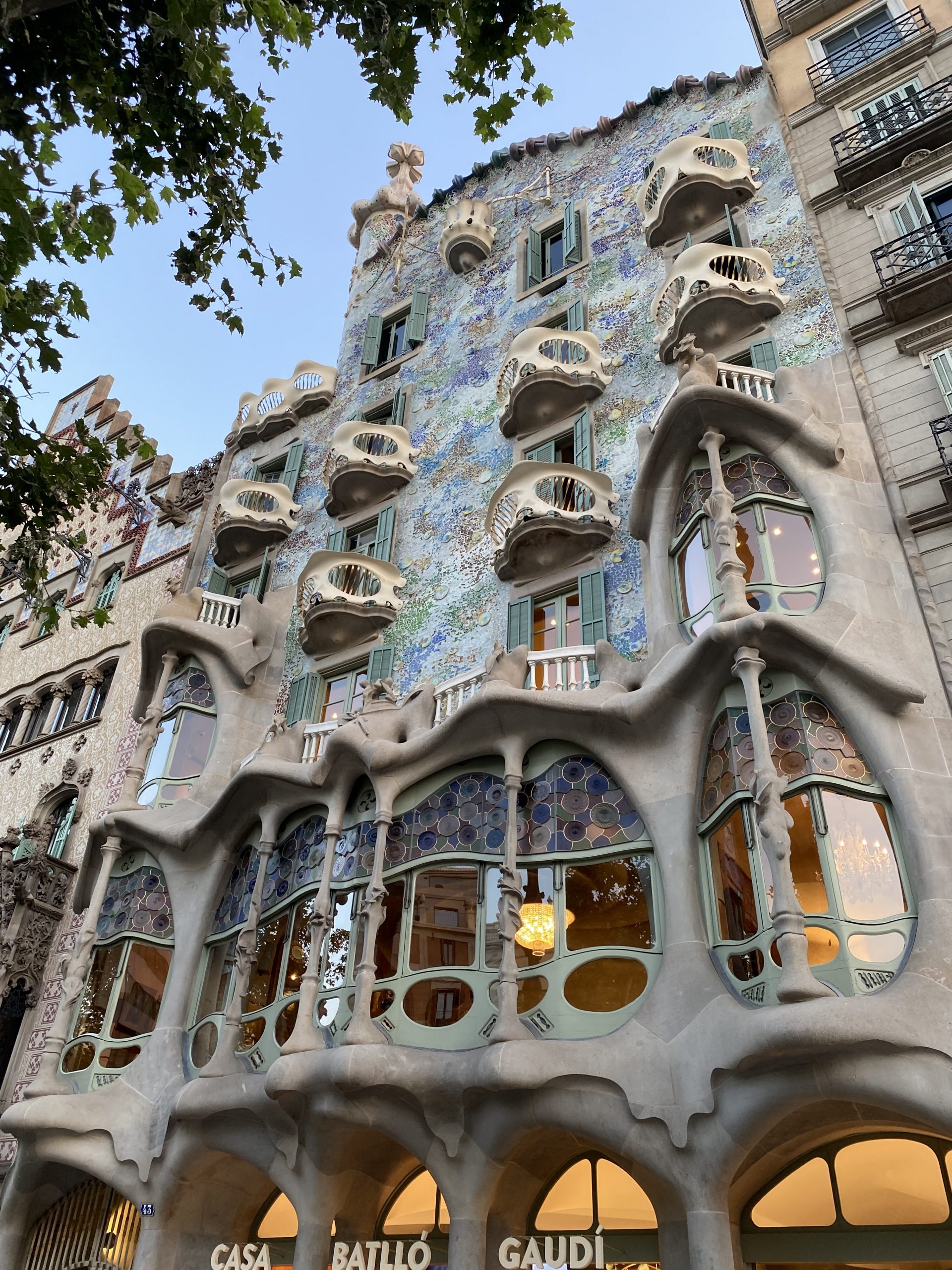 6_Casa_Batllข