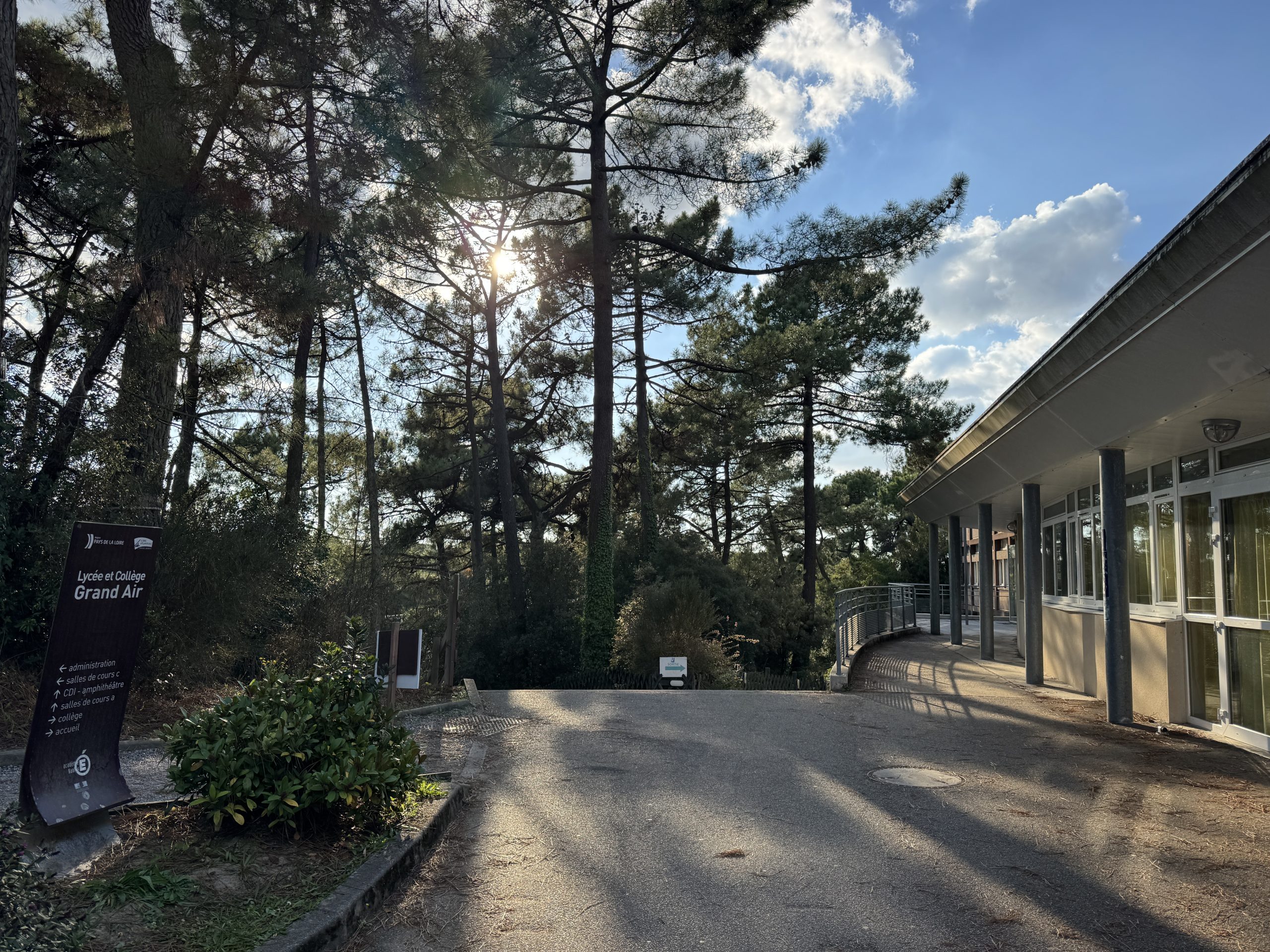 Erasmus Schulgebäude