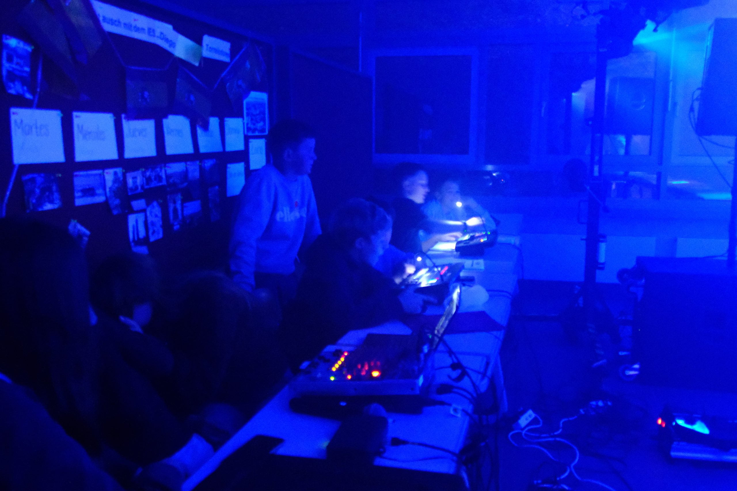 U-Disko Lichter, Schülerinnen und Schüler bei U-Disko